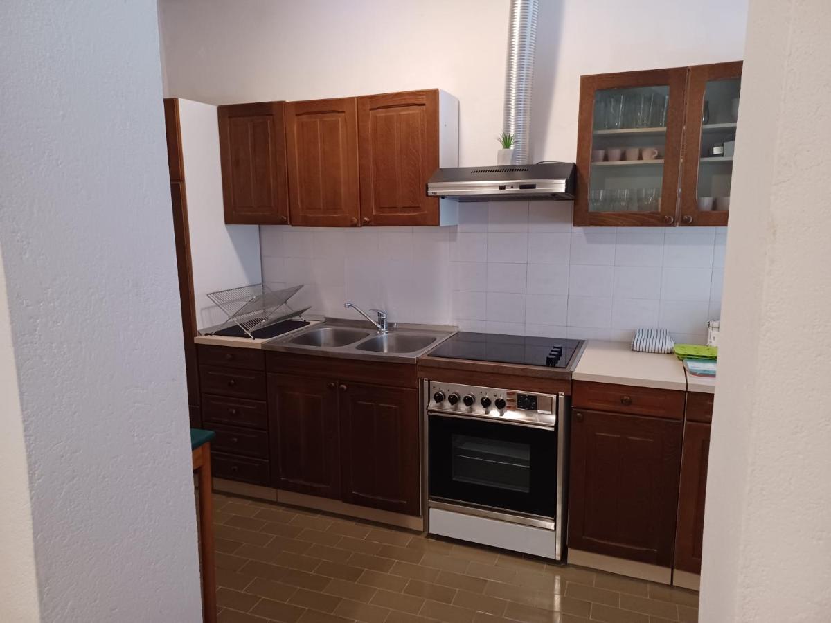 Apartments Andrea Jesenice  Buitenkant foto