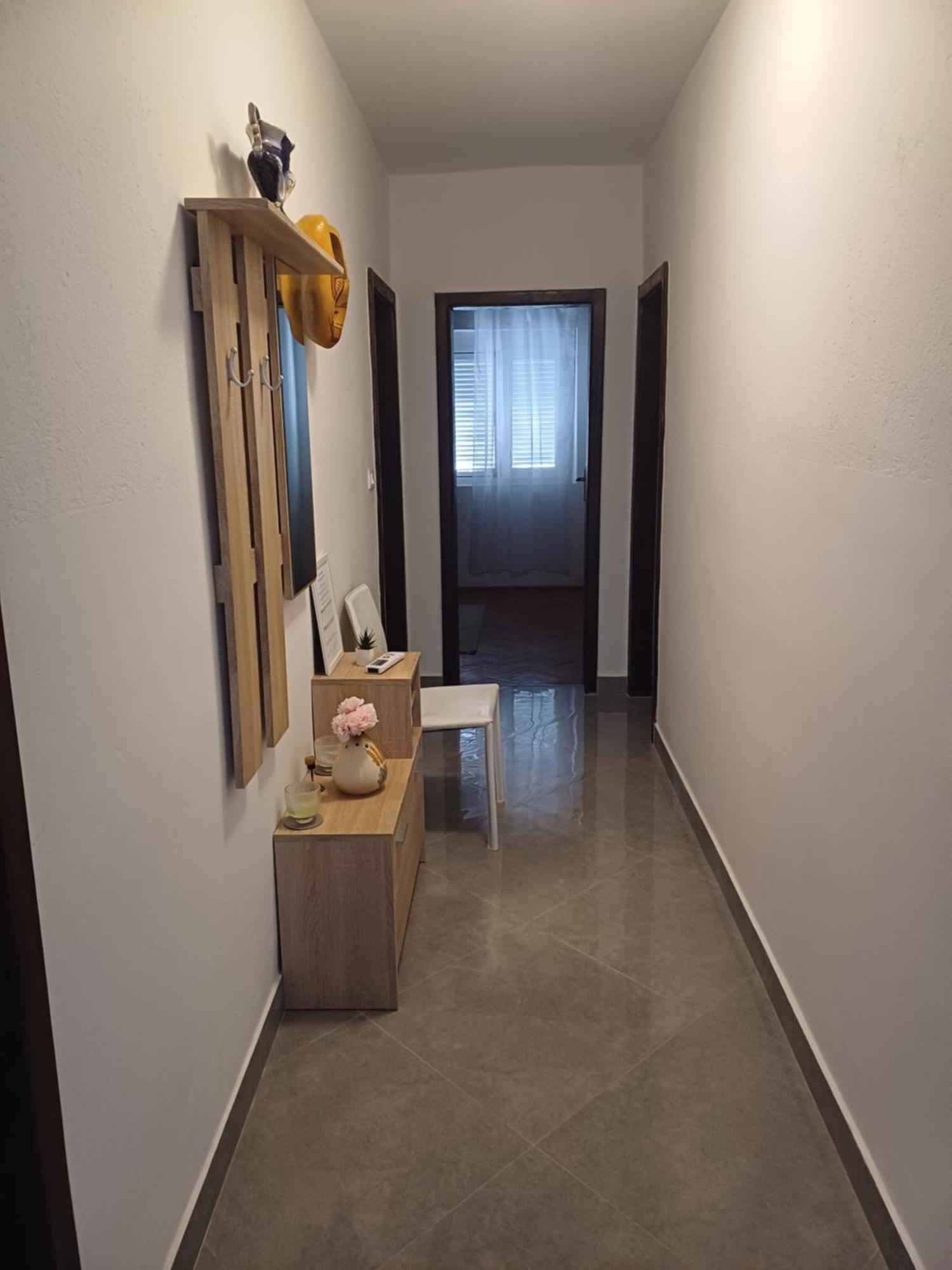 Apartments Andrea Jesenice  Kamer foto